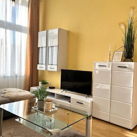 Apartment Olivia - Old Town Bratislava Extérieur photo