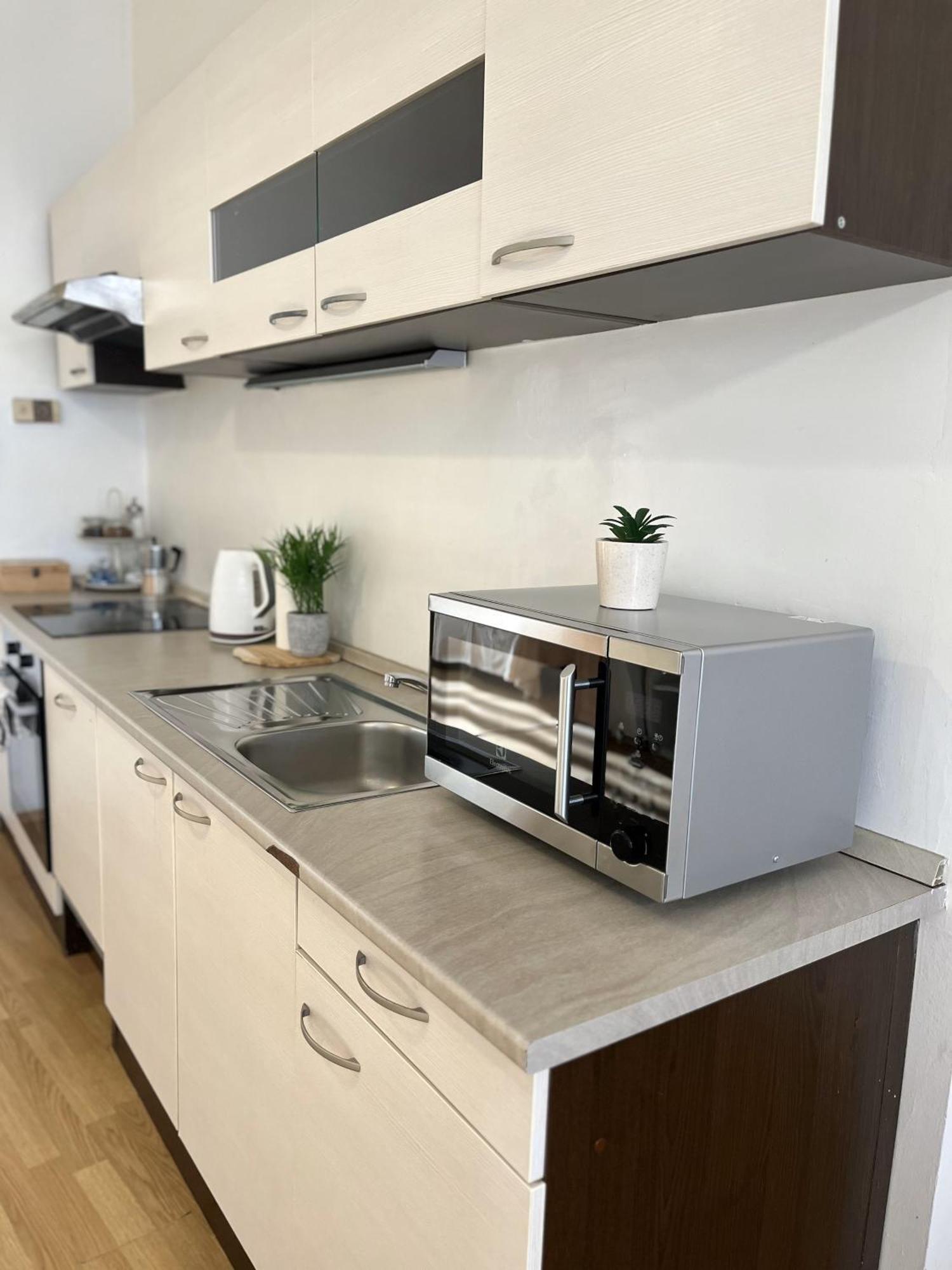 Apartment Olivia - Old Town Bratislava Extérieur photo